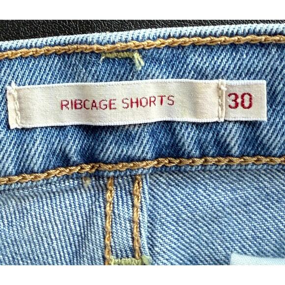 LEVIS Premium Ribcage Shorts Size 30 Big E Super High Rise Classic With Raw Hem - Picture 6 of 12